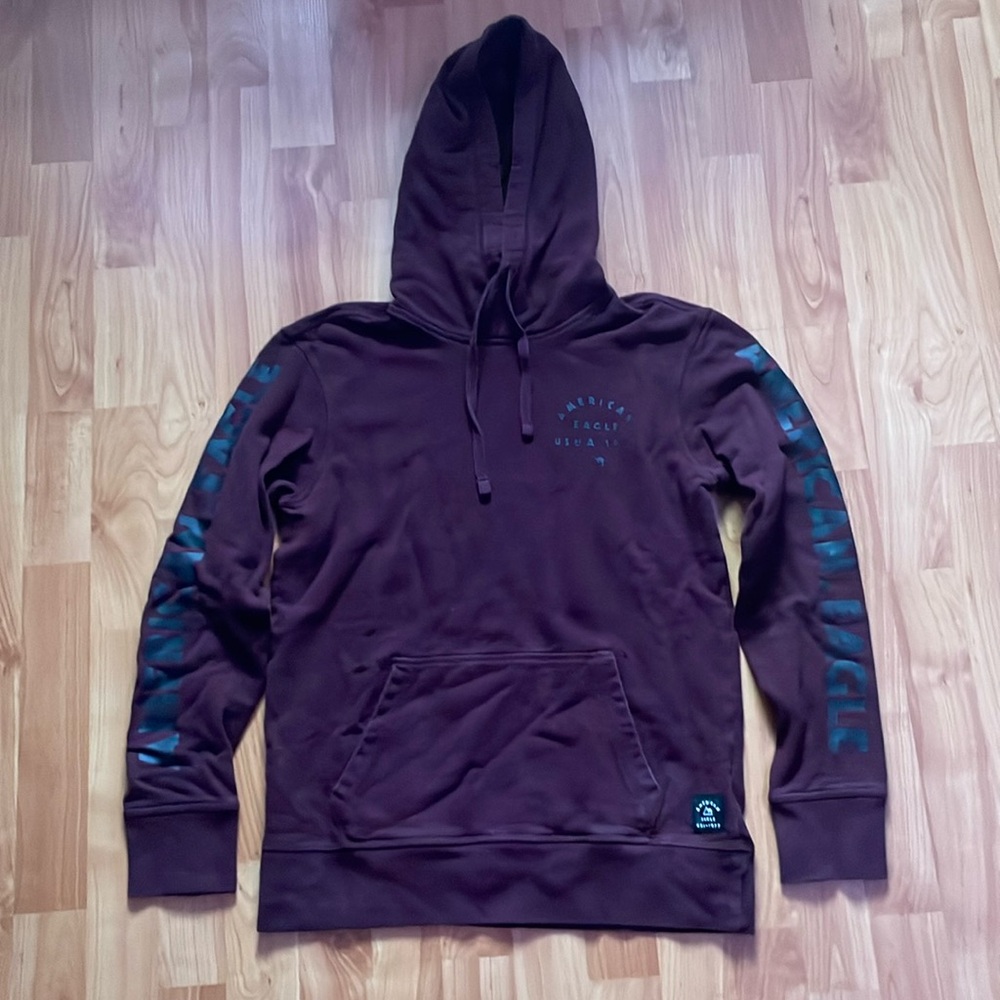 Dark red American eagle sweatshirt